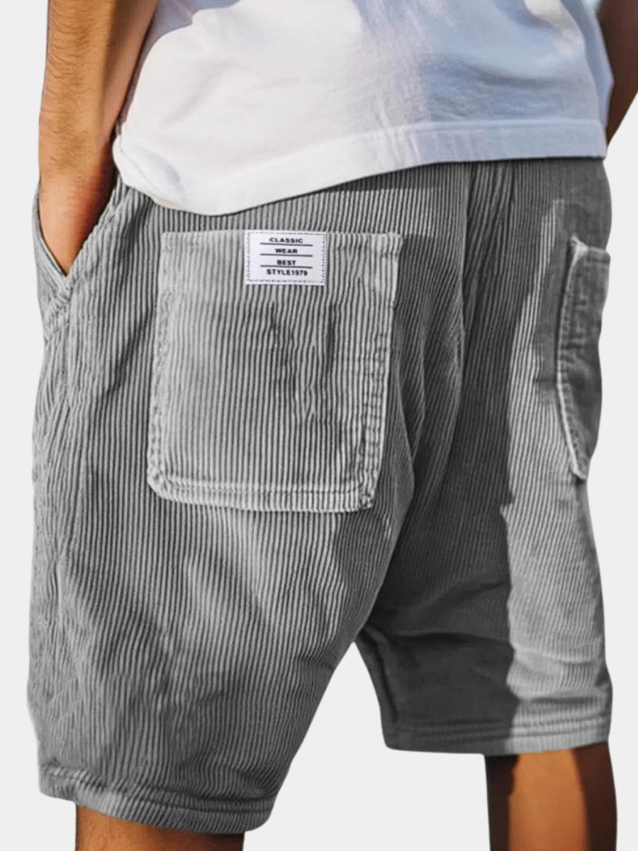 Louis Riviera | PANTALONS COURTS CHICS EN VELOURS - image 1
